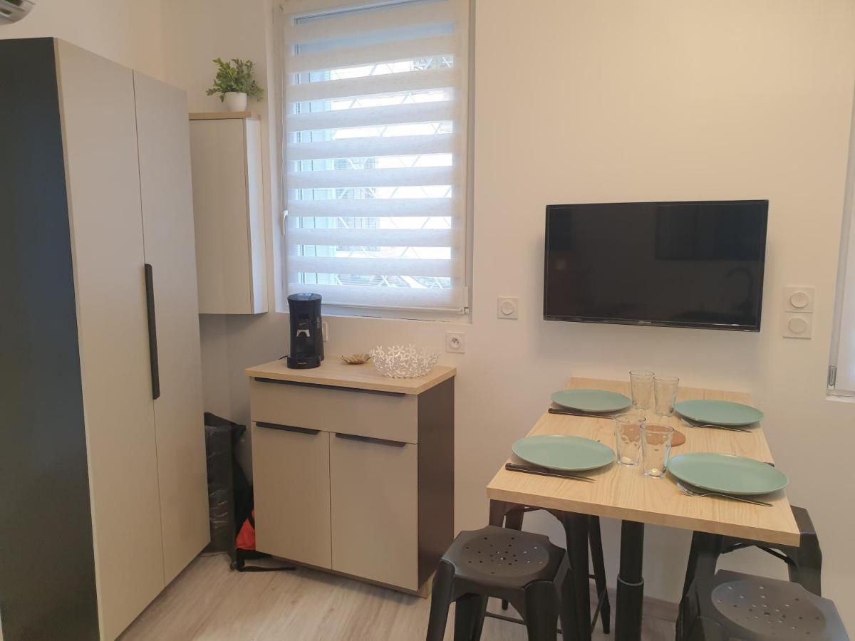 Mezza'Nimes Apartment Exterior foto
